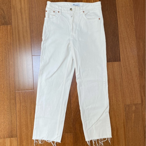 Zara High Rise Button-Up Straight Raw Hem-6 - Picture 1 of 5